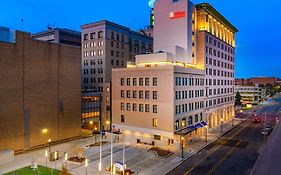 Hilton Garden Inn Flint Downtown